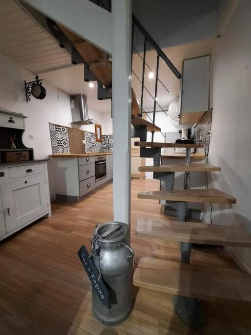 Logement แซ็ง-เอนีมี ภายนอก รูปภาพ